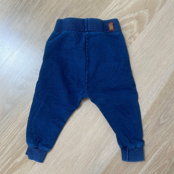 7 for all mankind 12M sweatpants in blue - Picture 2 of 4
